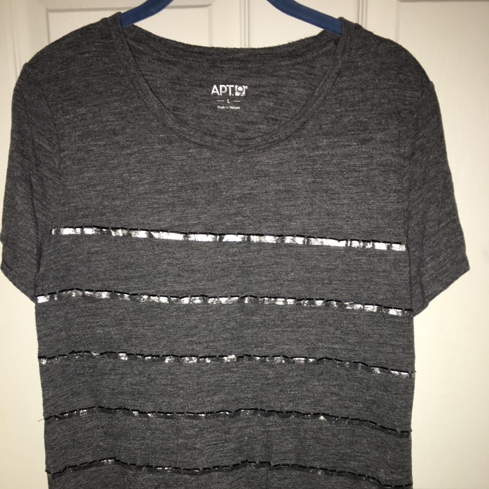 Apt 9 gray black and silver top